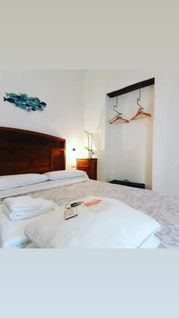 I Baronetti In Centro Bed & Breakfast Agropoli Exterior foto